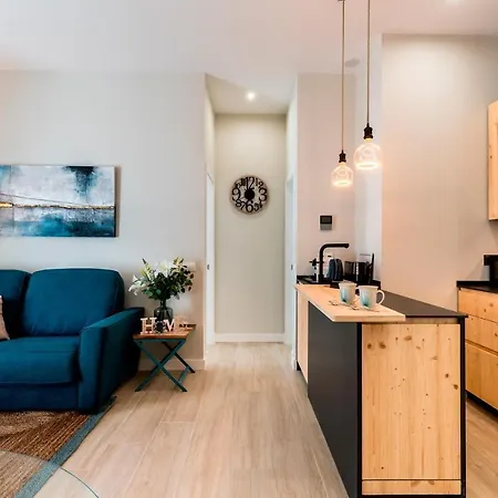 Genteel Sagasta * Cadice